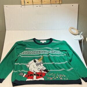 Green Crewneck Sweater with Unicorn Design XXL. 0356
